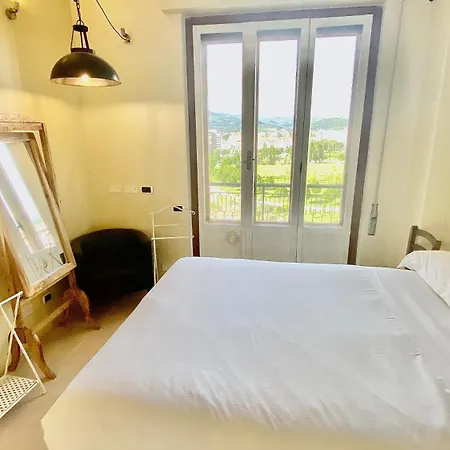 Bed And Dreams Florence